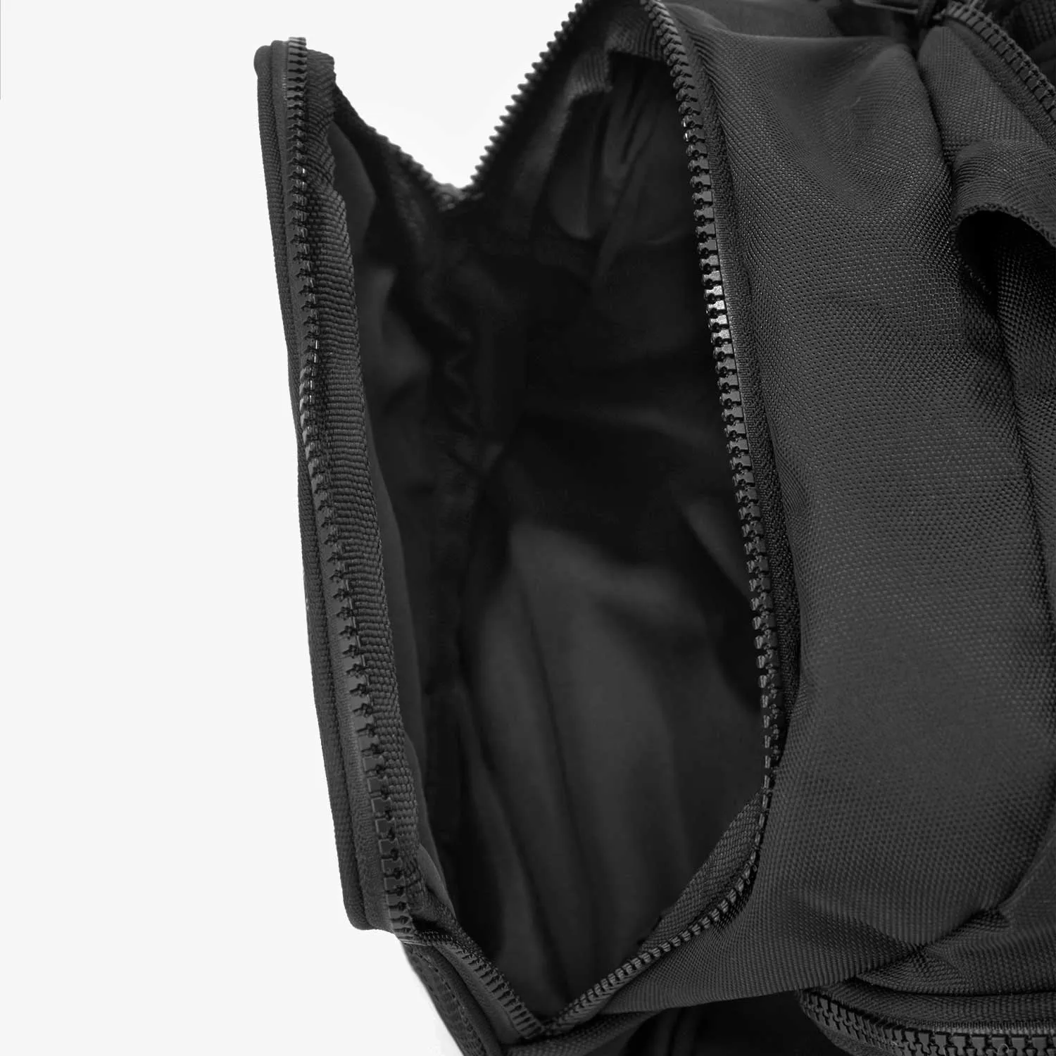 Classic Sports Bag - Black