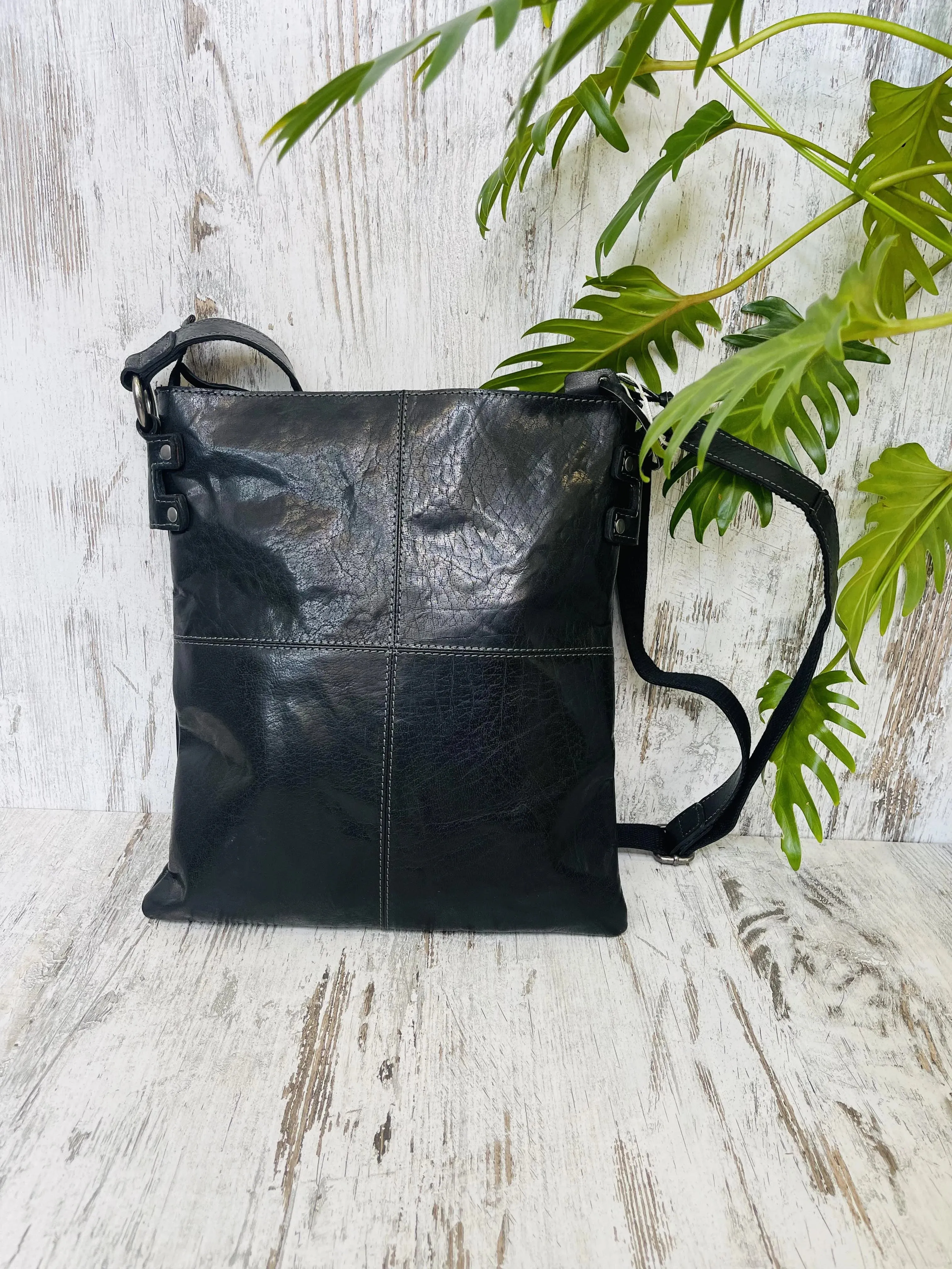 Kate Leather Crossbody Bag - Black