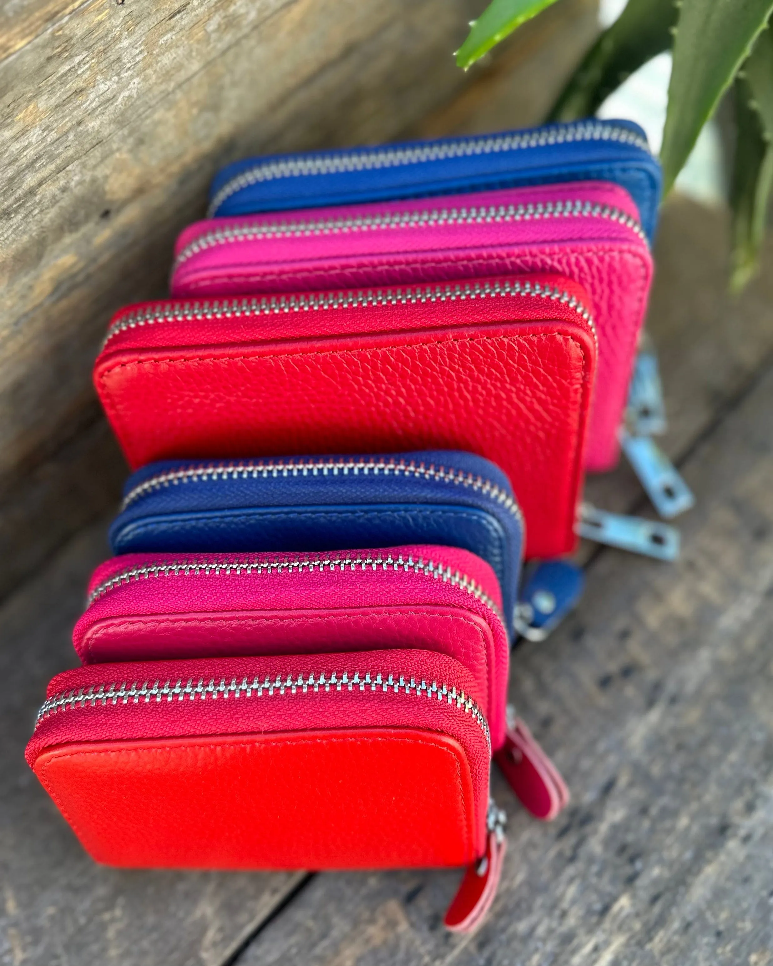 Leather Purse/Card Holder - Fuchsia