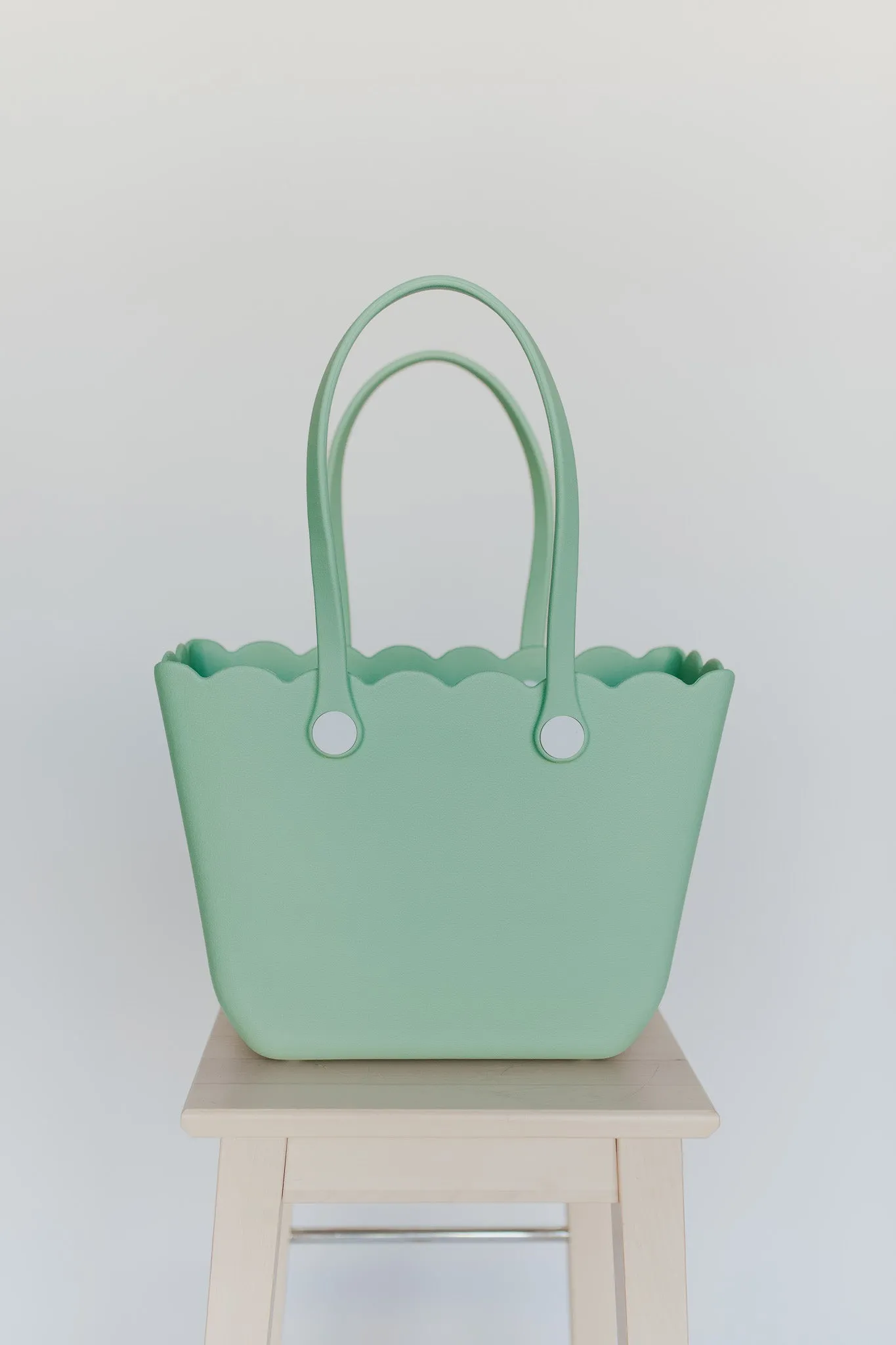 Rose Scalloped Versa Tote