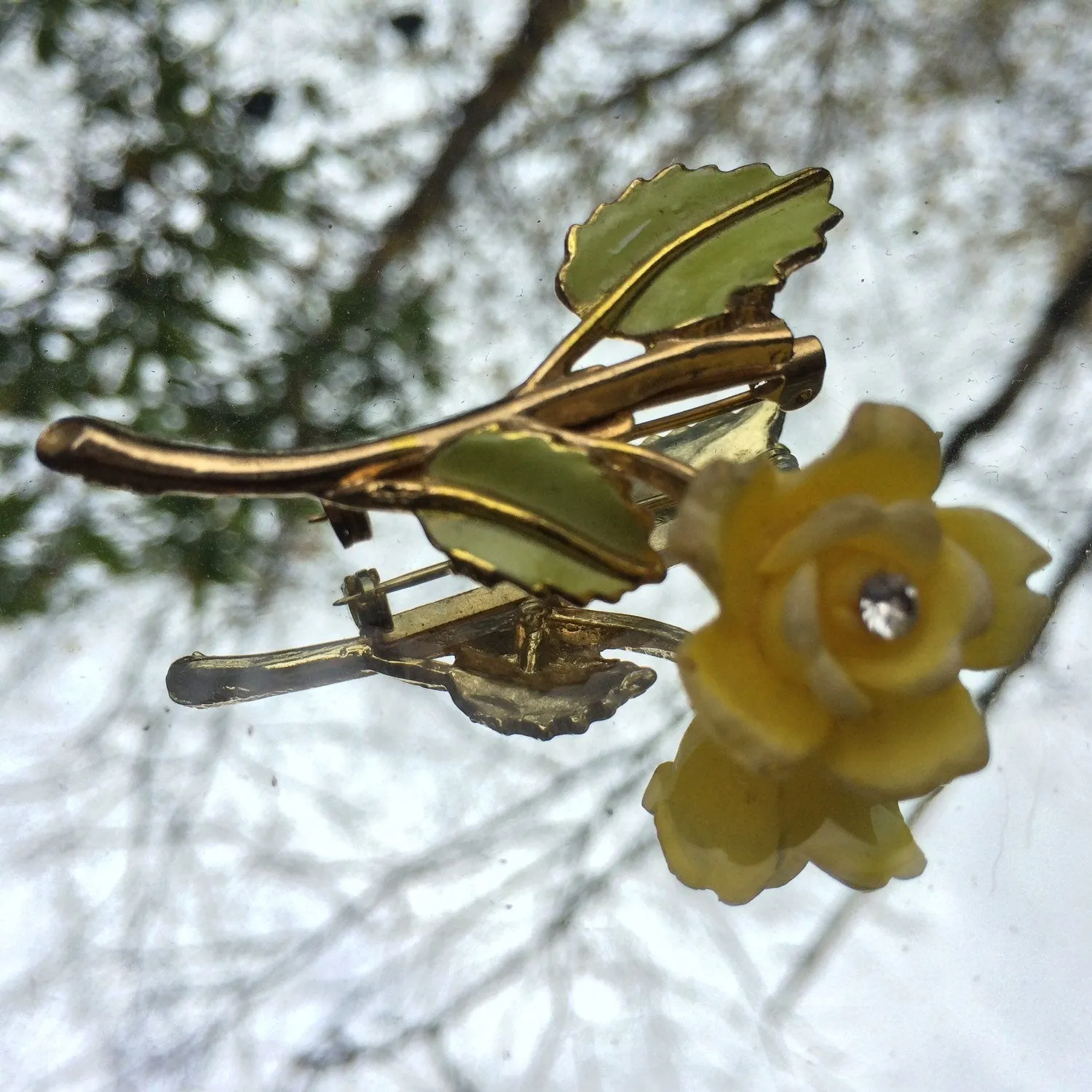 Vintage Yellow Flower Brooch. Gold Tone Pin with Hand Painted Yellow Petals and Green Enamel Leaves. Flower Pin. Accessories. Flower Gift.